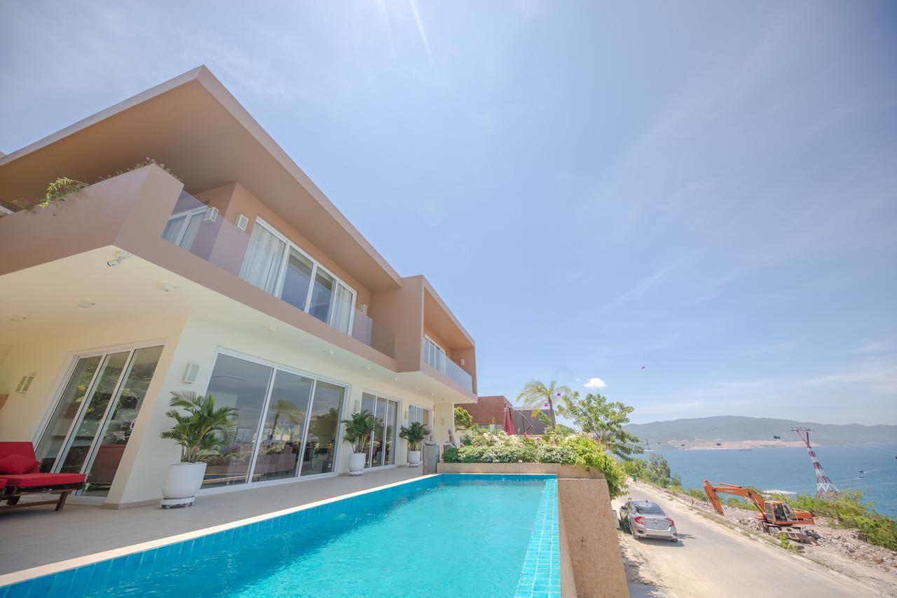 Acqua Villa Nha Trang Managed By Alternaty Exterior photo