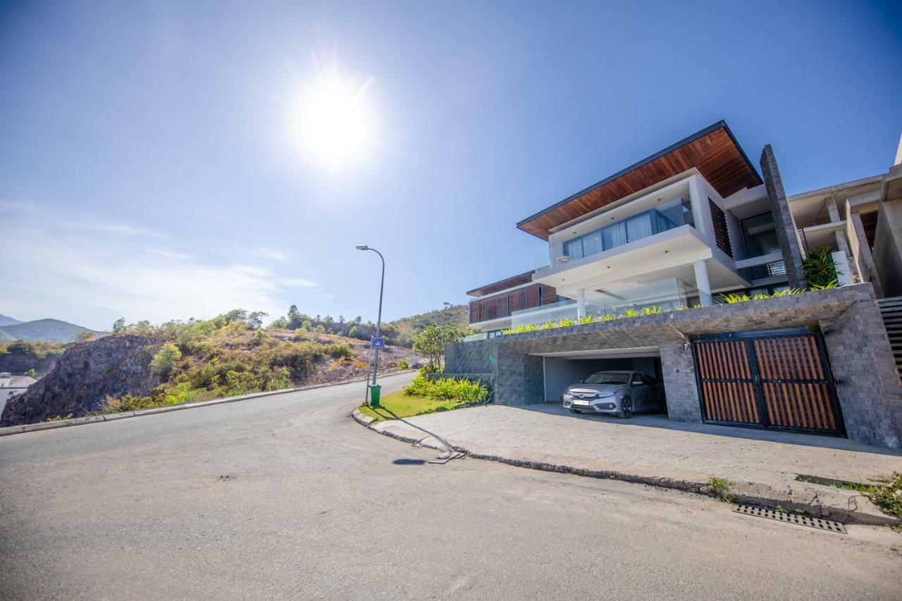 Acqua Villa Nha Trang Managed By Alternaty Exterior photo